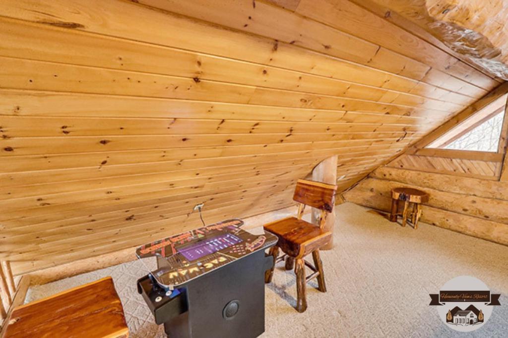 Infinite Views - Secluded With Mountain Views * Gatlinburg
